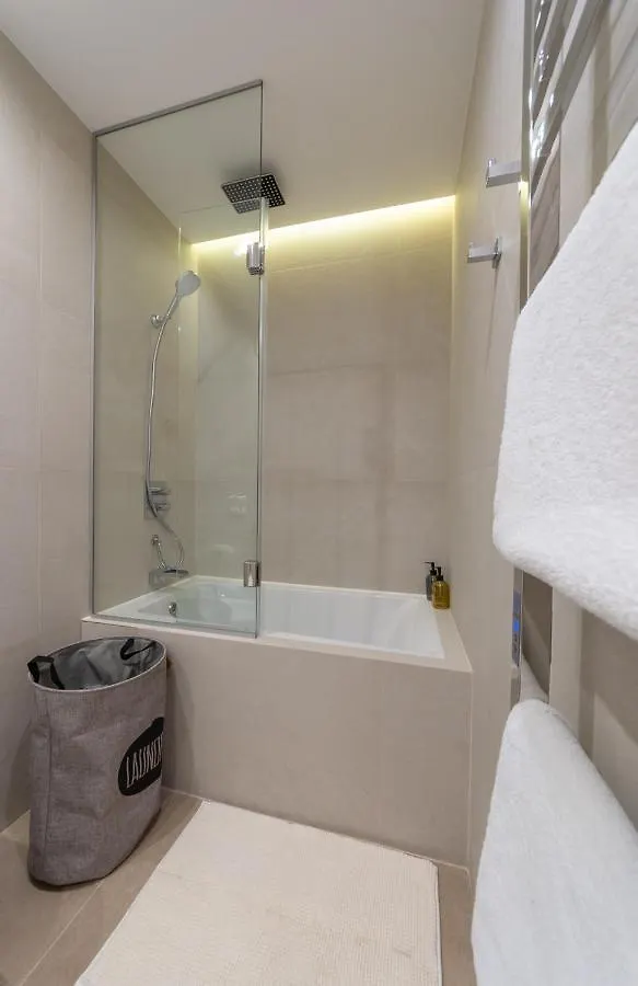 Victory-30 Luxury Apartment Center Kiew Ukraine