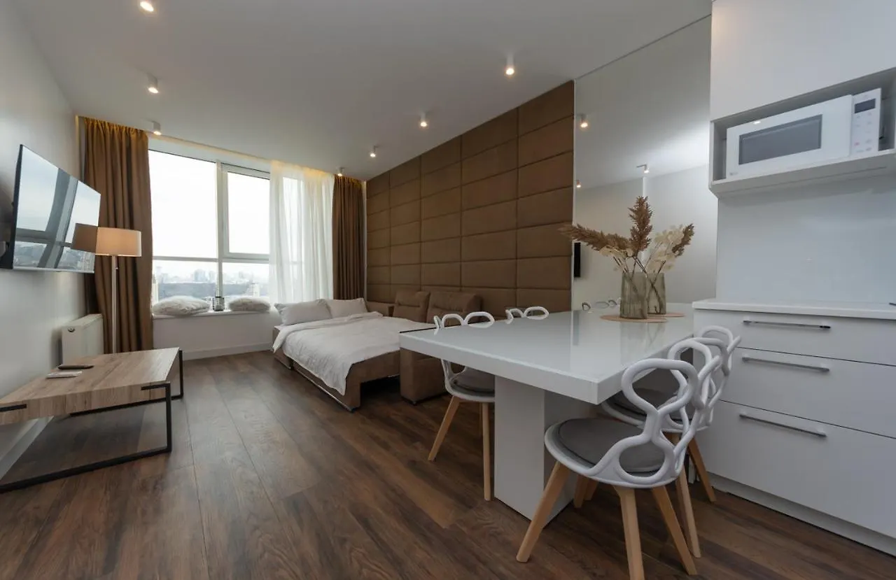 Victory-30 Luxury Apartment Center 基輔